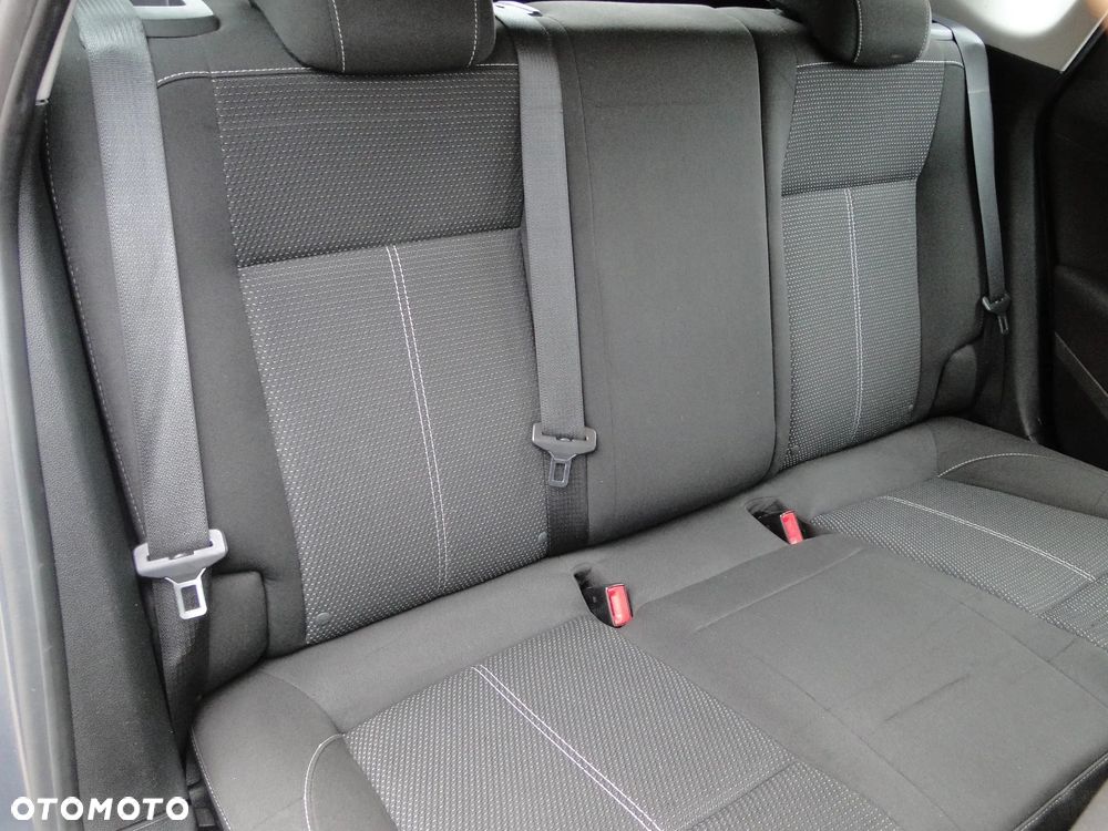 Opel Astra IV 1.7 CDTI Cosmo - 21