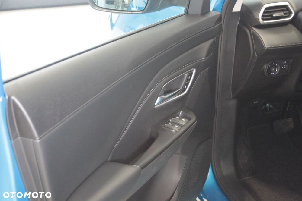 MG ZS Hybrid+ - 27