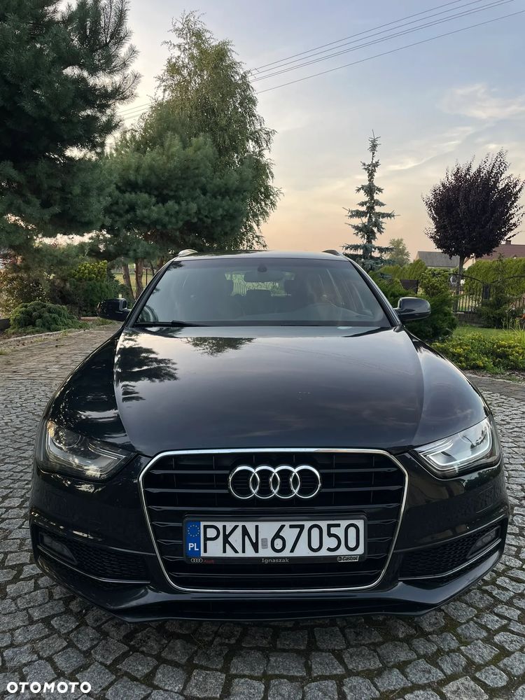 Audi A4 Avant 2.0 TDI DPF multitronic S line Sportpaket - 12