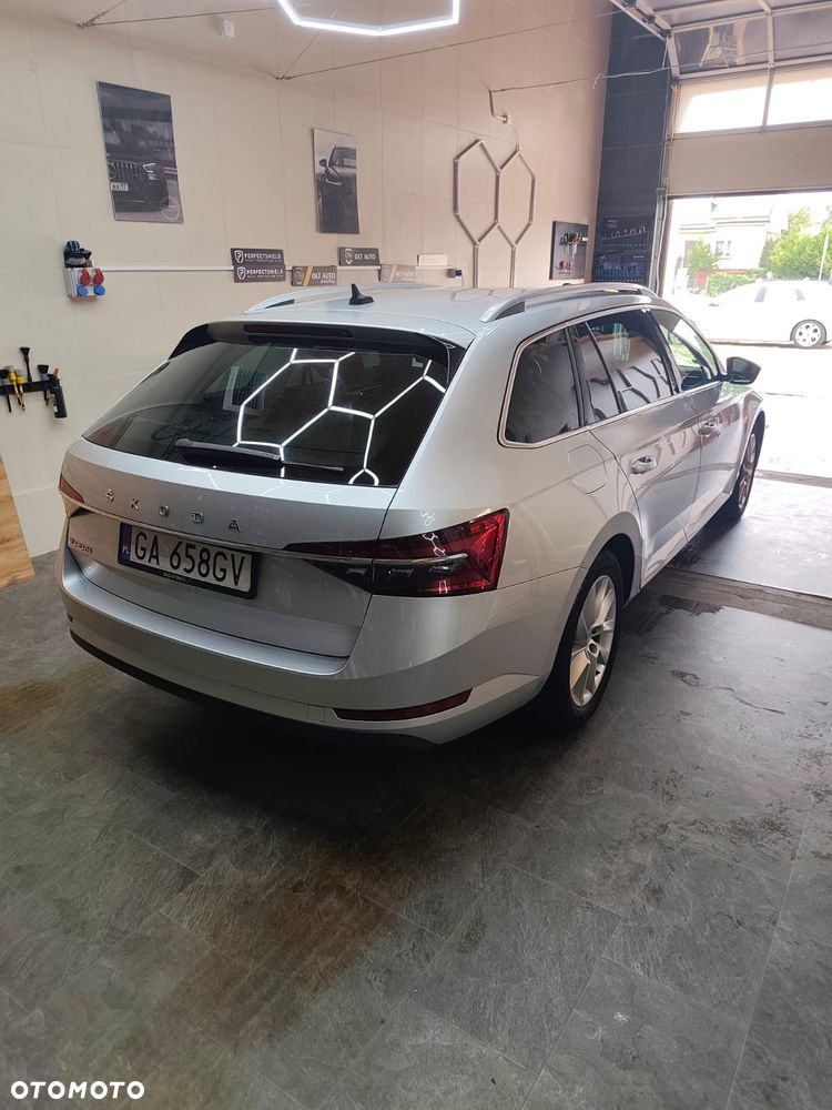 Skoda Superb 1.5 TSI Ambition DSG - 27
