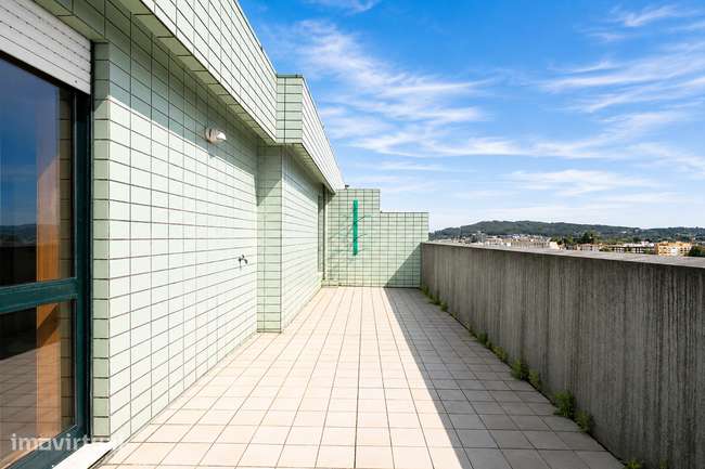 Apartamento Duplex T4 à venda em Braga - Grande imagem: 3/23