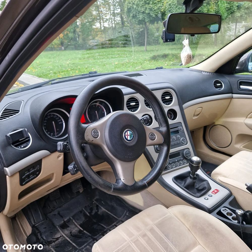 Alfa Romeo 159 1.9JTDM Progression - 21