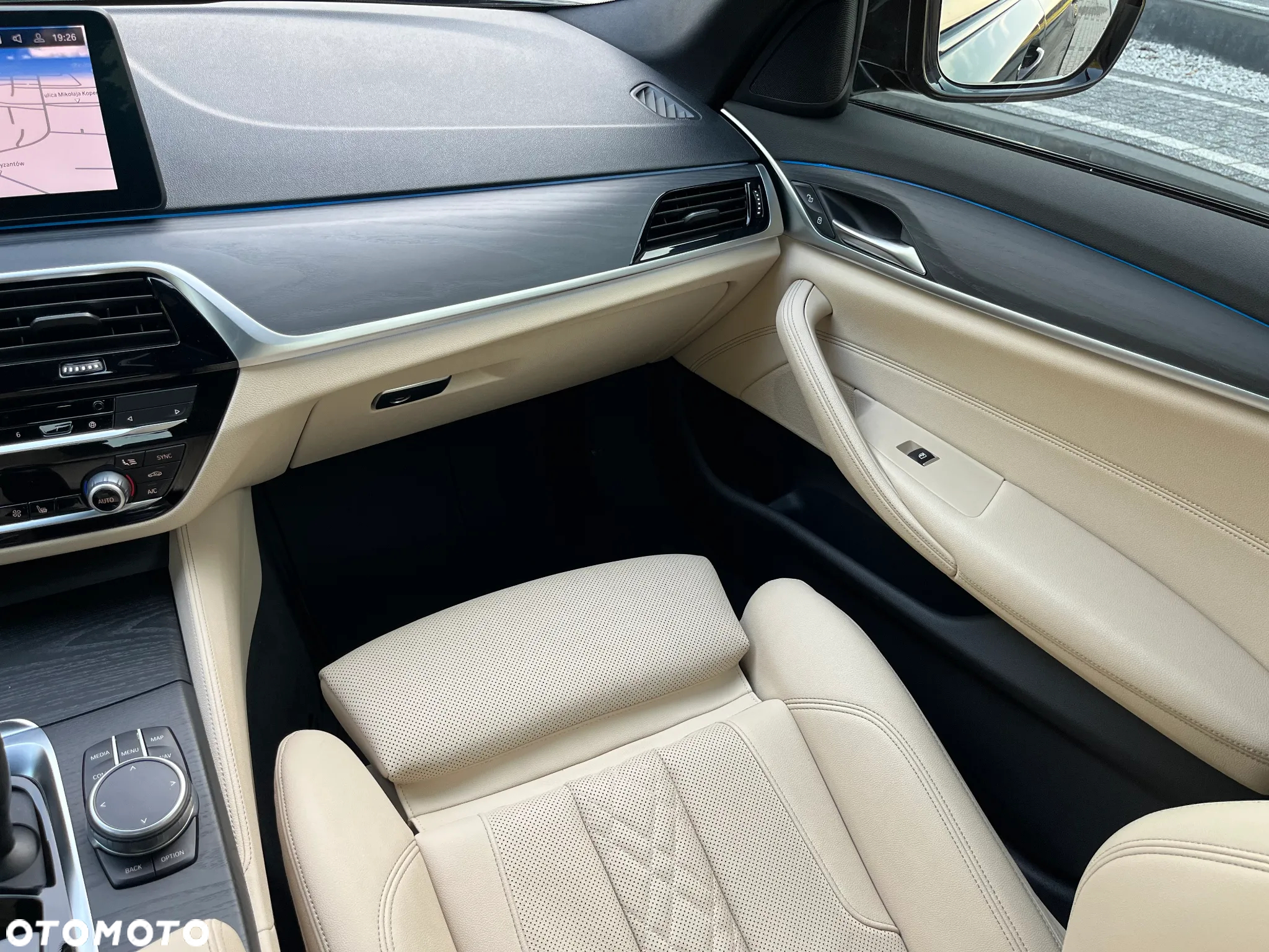 BMW Seria 5 - 30