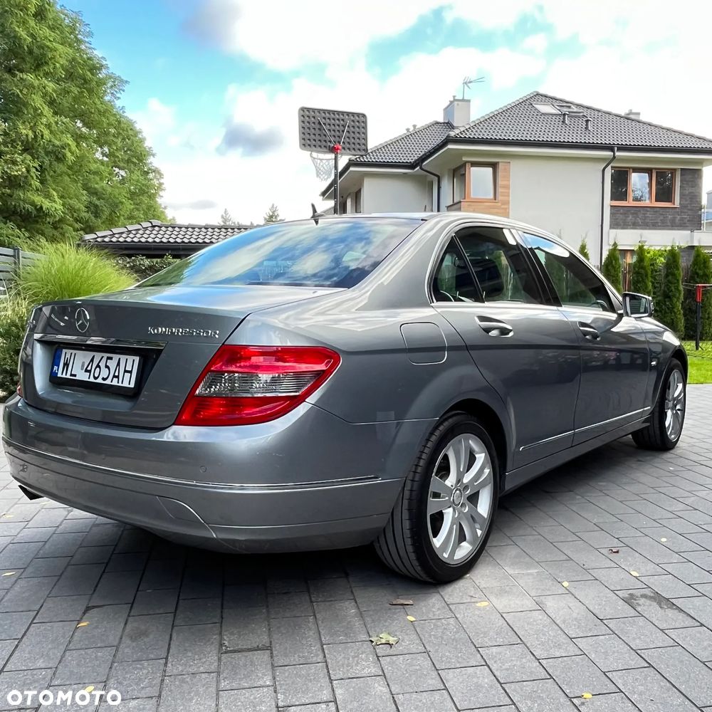 Mercedes-Benz Klasa C 180 Kompressor BlueEFFICIENCY Avantgarde - 7