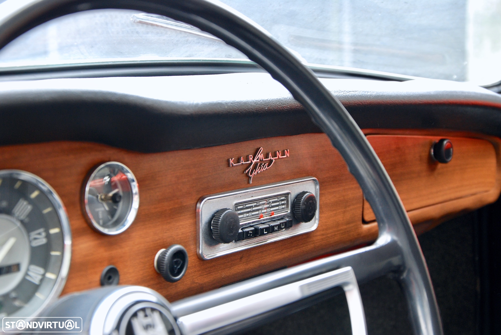 VW Karmann Ghia - 16
