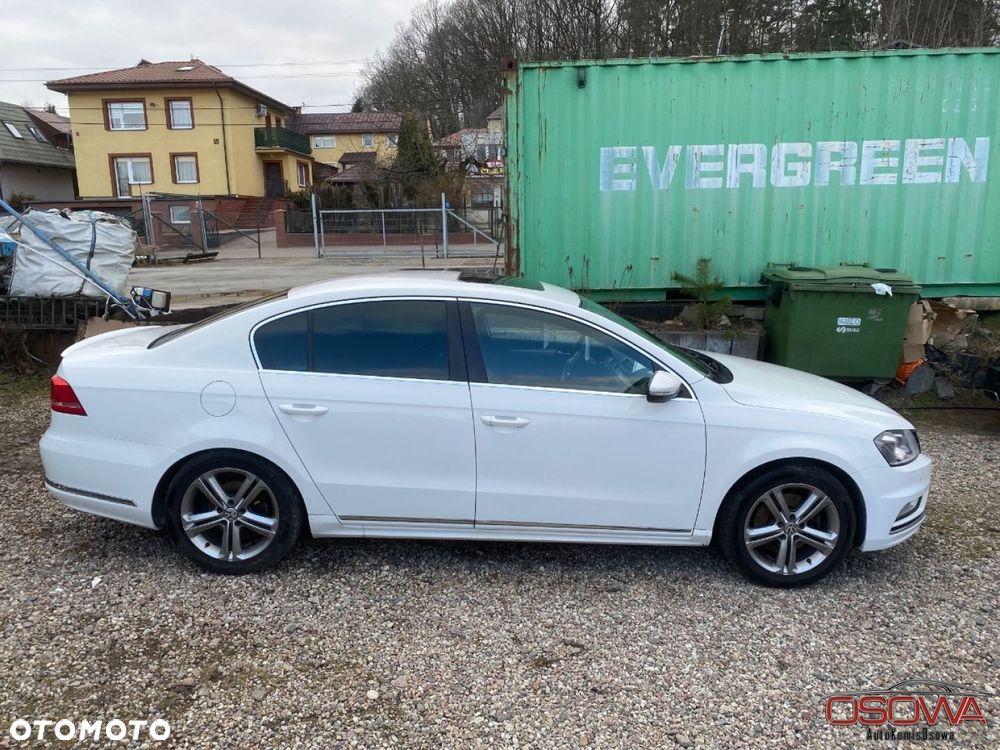 Volkswagen Passat - 14