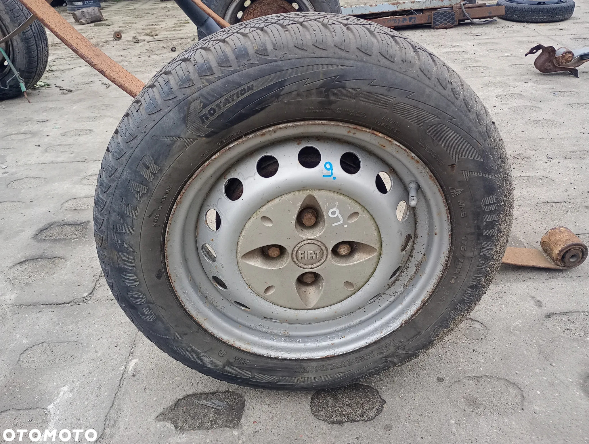 Belka tylna zwieszenia z kołami resorami na przyczepkę wózek jednoosiówka SAM - 3