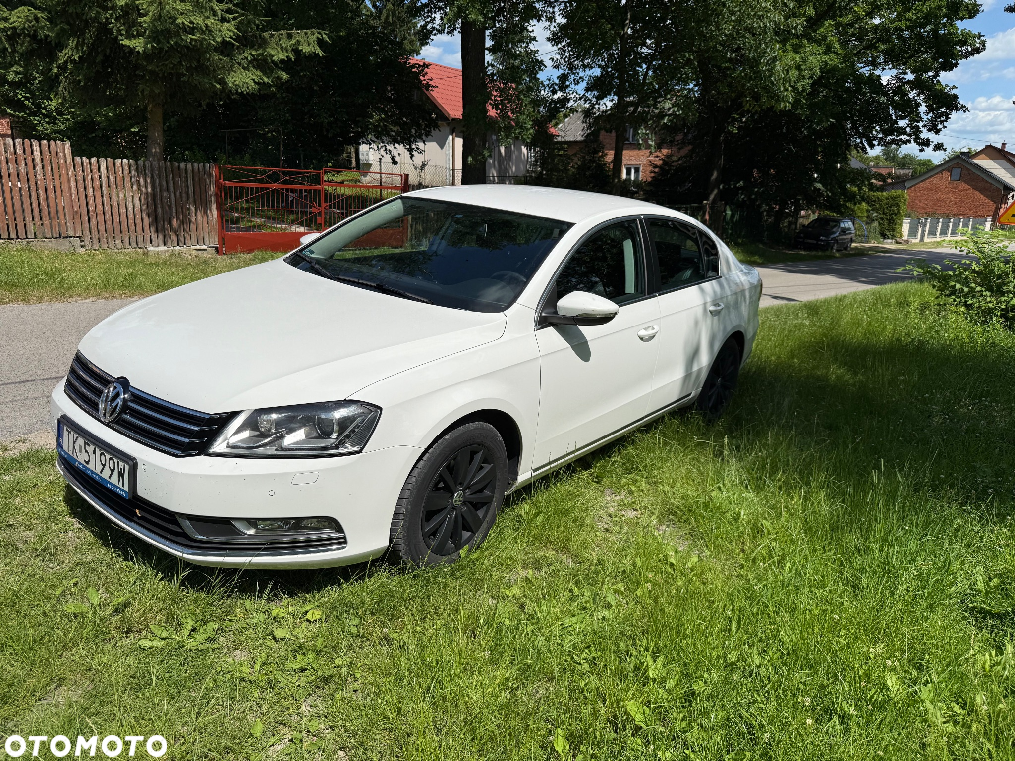 Volkswagen Passat 2.0 TDI Comfortline DSG - 2
