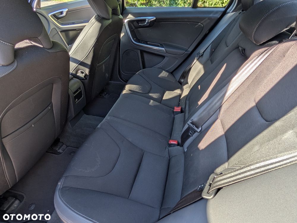 Volvo S60 D4 Geartronic Momentum - 15