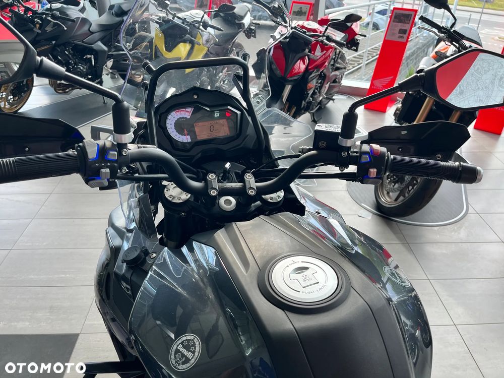Benelli TRK 502X - 9