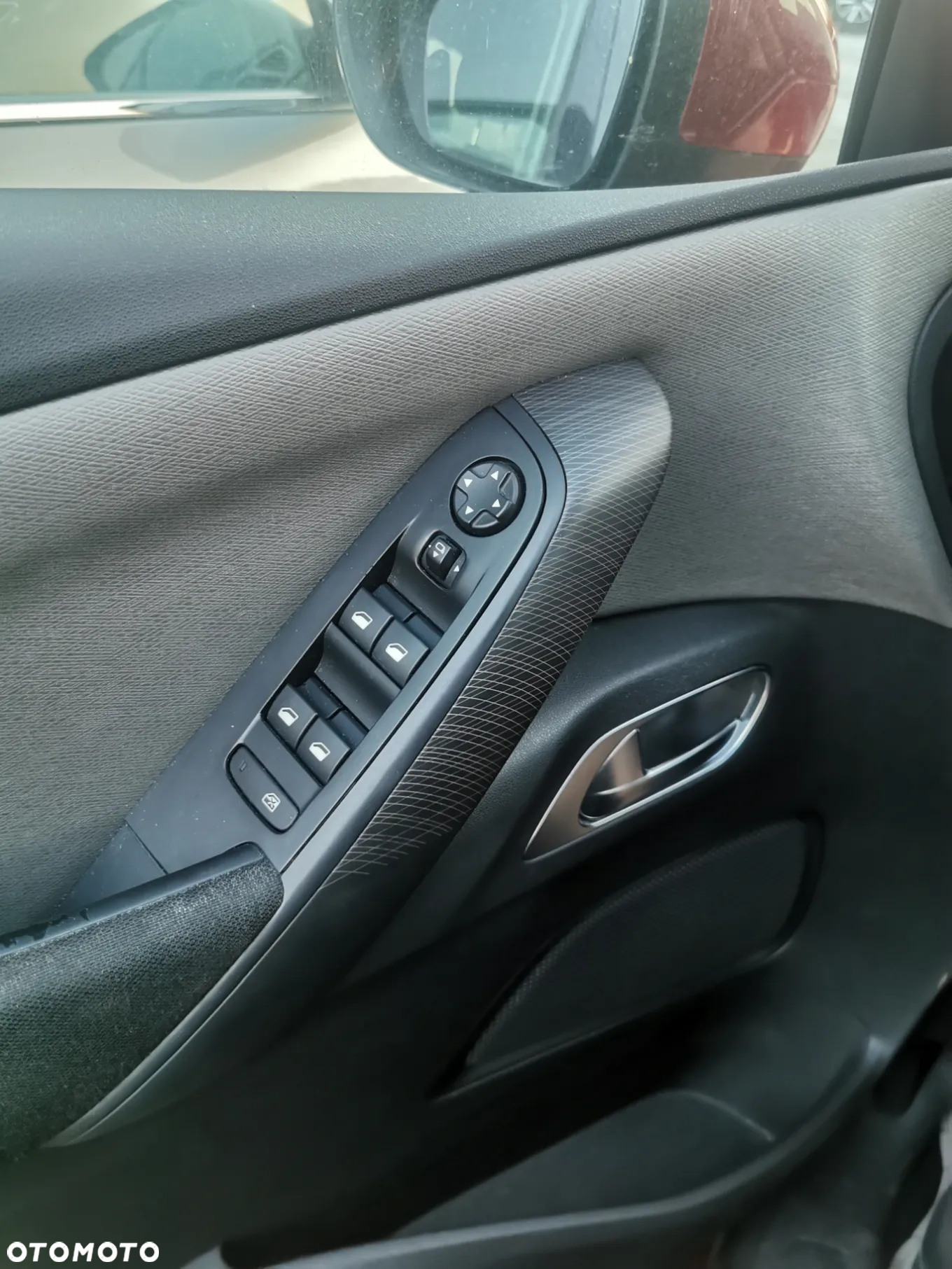 Citroën C4 Picasso e-HDi 115 ETG6 Attraction - 9