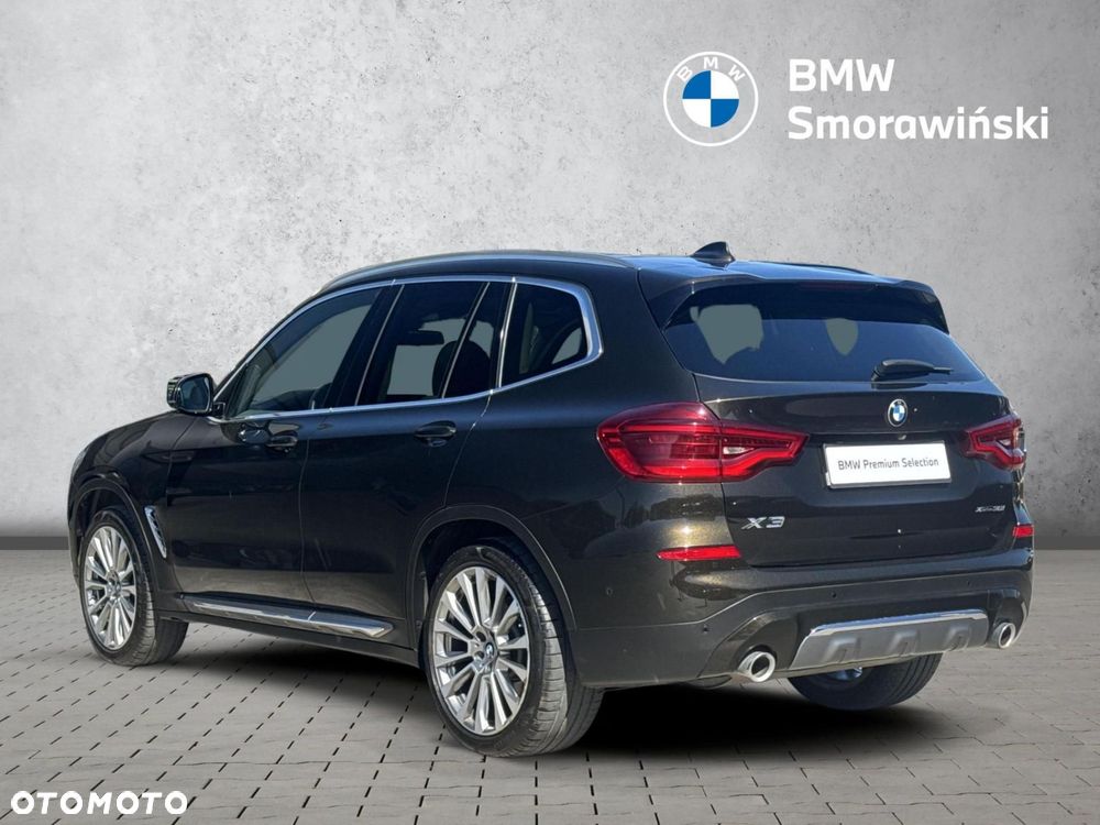 BMW X3 xDrive30i GPF Luxury Line - 3