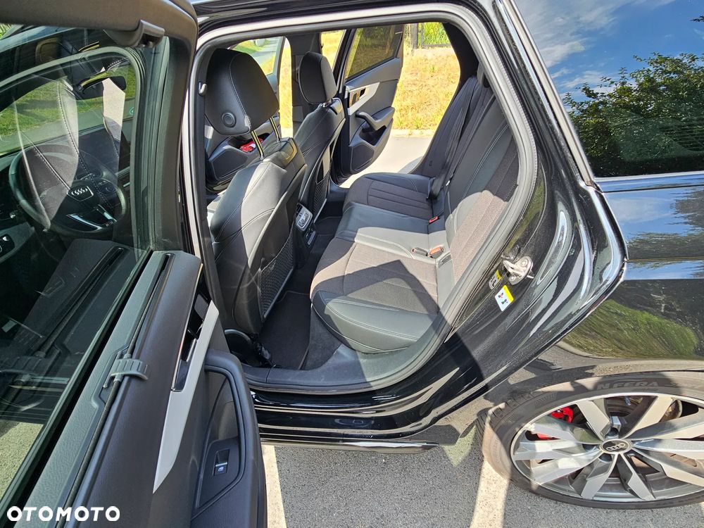 Audi A4 Avant 40 TDI quattro S tronic S line - 16