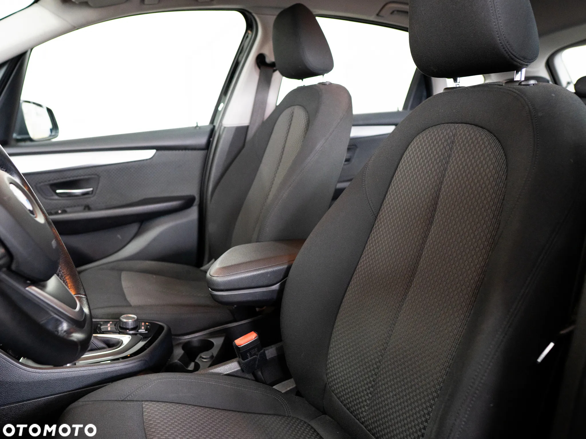 BMW Seria 2 - 18