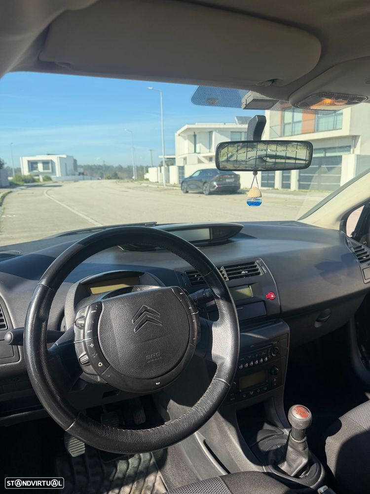 Citroën C4 - 6