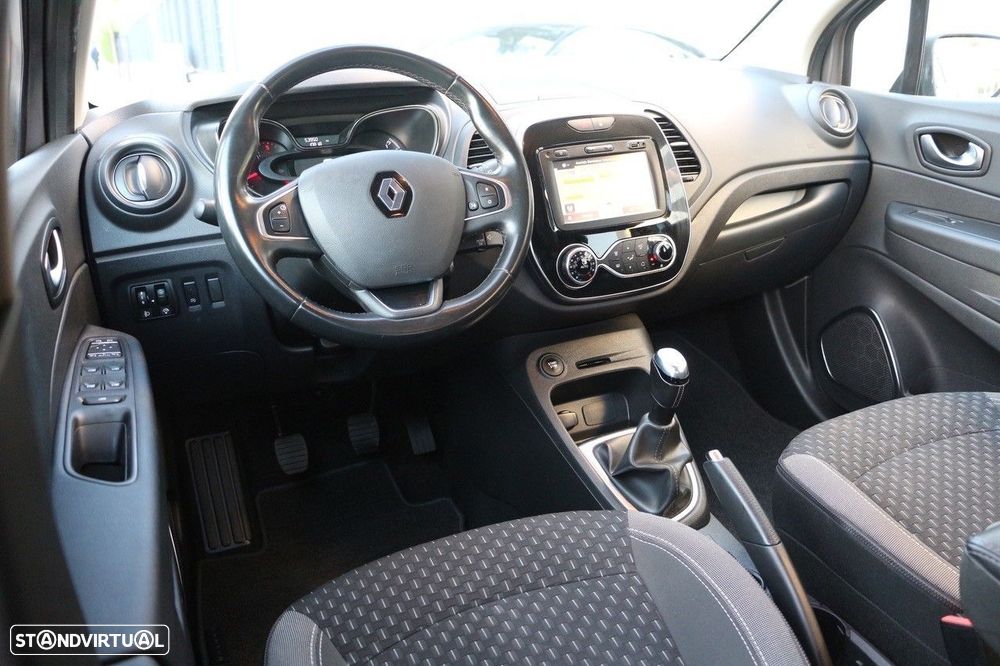 Renault Captur 1.5 dCi Exclusive - 13