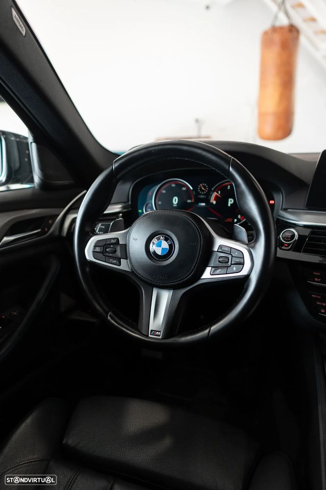 BMW 520 d Pack M Auto - 33