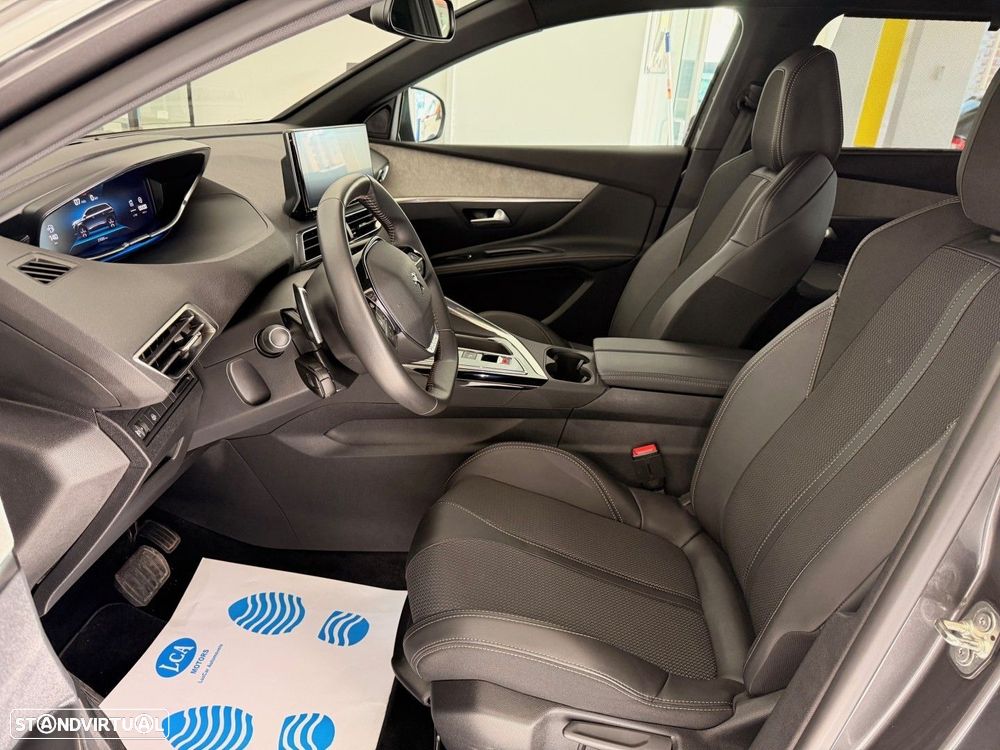 Peugeot 5008 1.2 PureTech Allure Pack EAT8 - 14