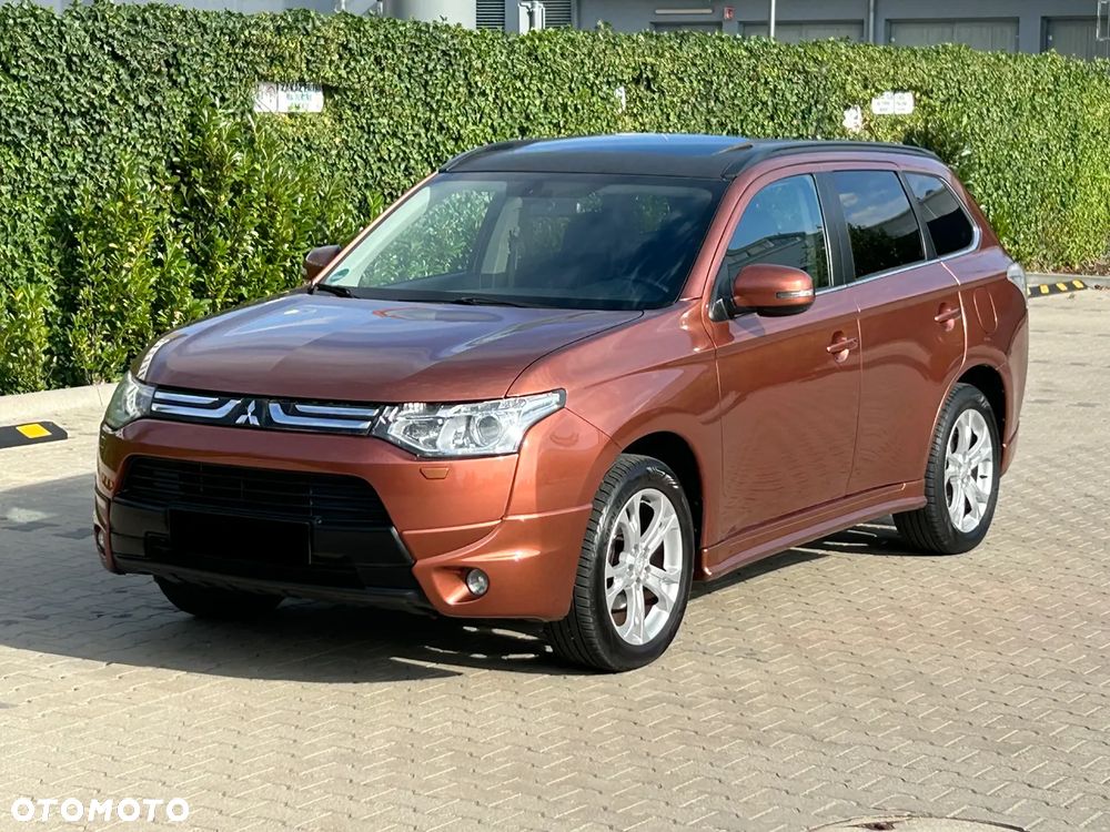 Mitsubishi Outlander 2.2 DI-D 4WD Instyle - 2