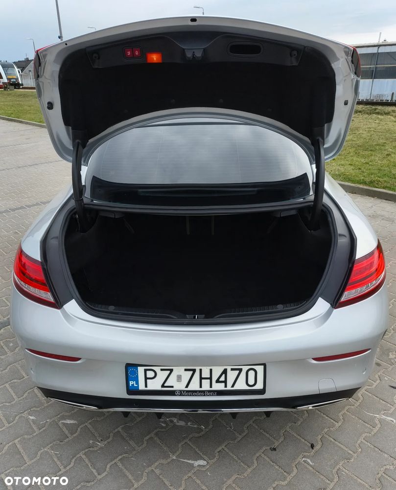 Mercedes-Benz Klasa C 300 7G-TRONIC AMG Line - 16