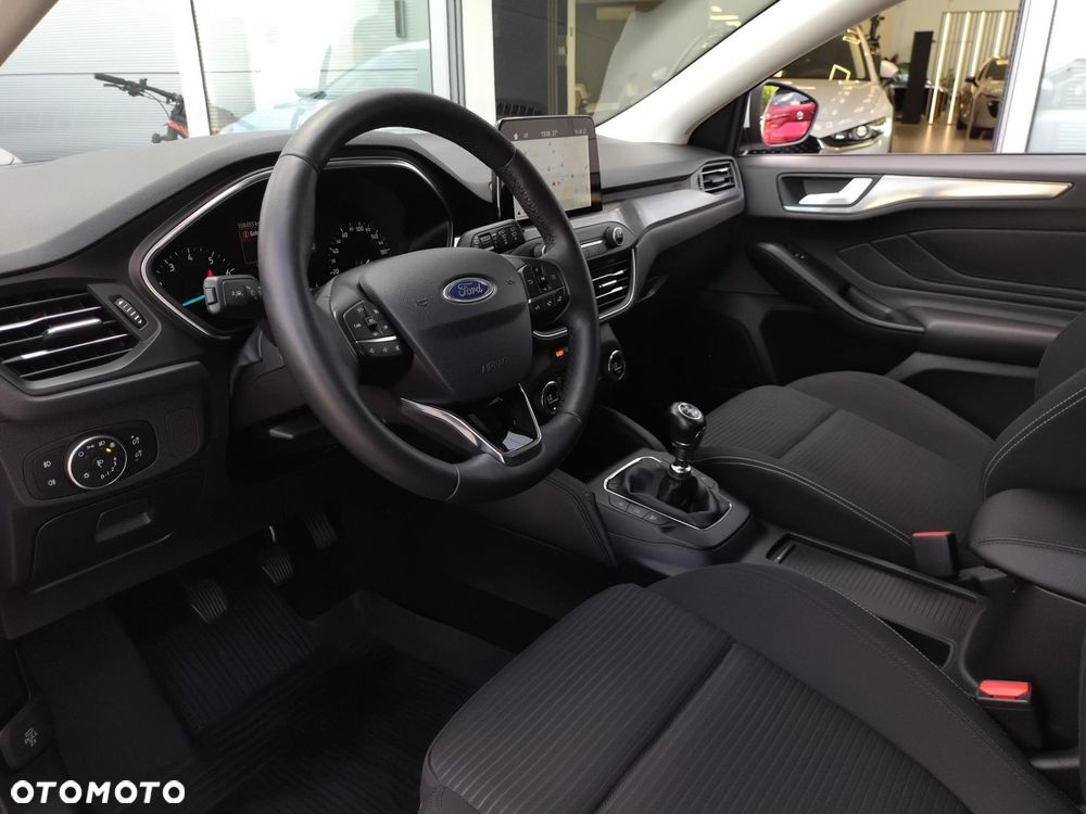 Ford Focus 1.0 EcoBoost Titanium Business - 11