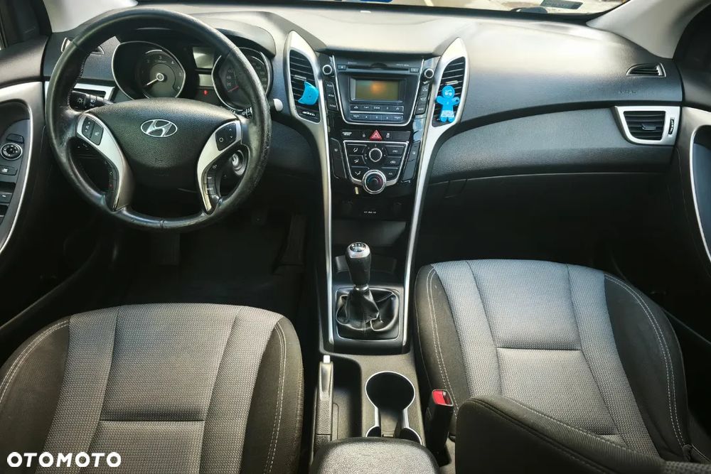 Hyundai i30 1.6 CRDi Comfort EU5 - 19