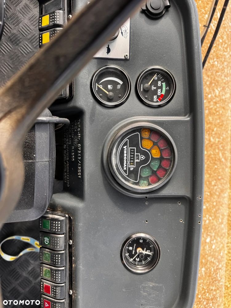 JCB VM132D - 2