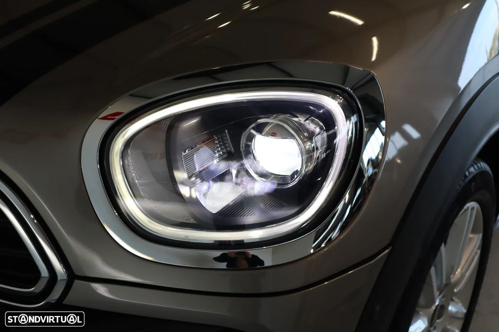 MINI Countryman Cooper SE ALL4 Auto - 4