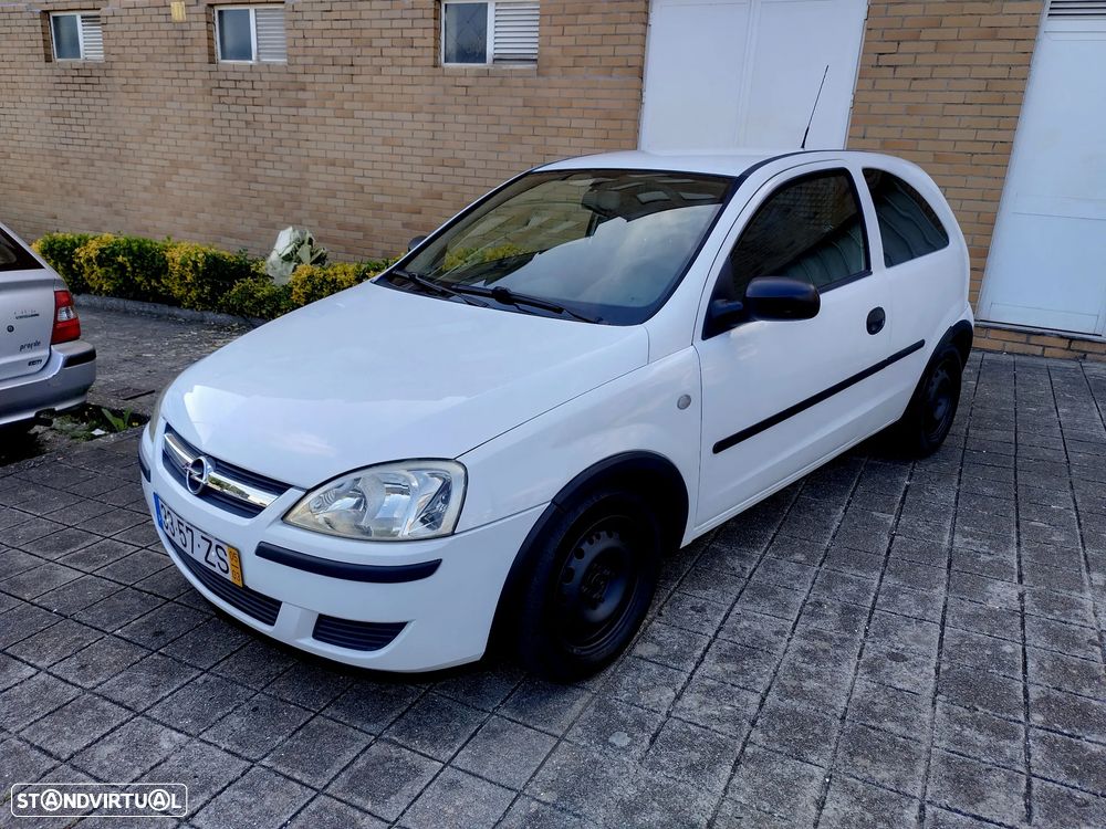 Opel CORSA - 1