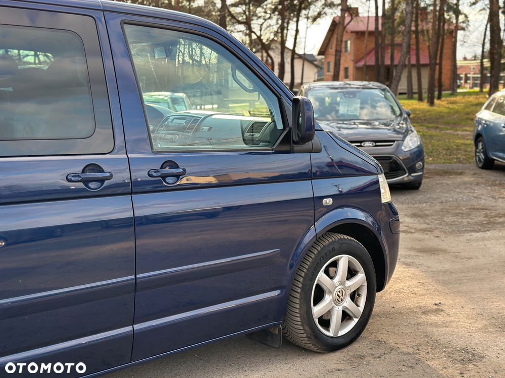 Volkswagen Multivan - 8