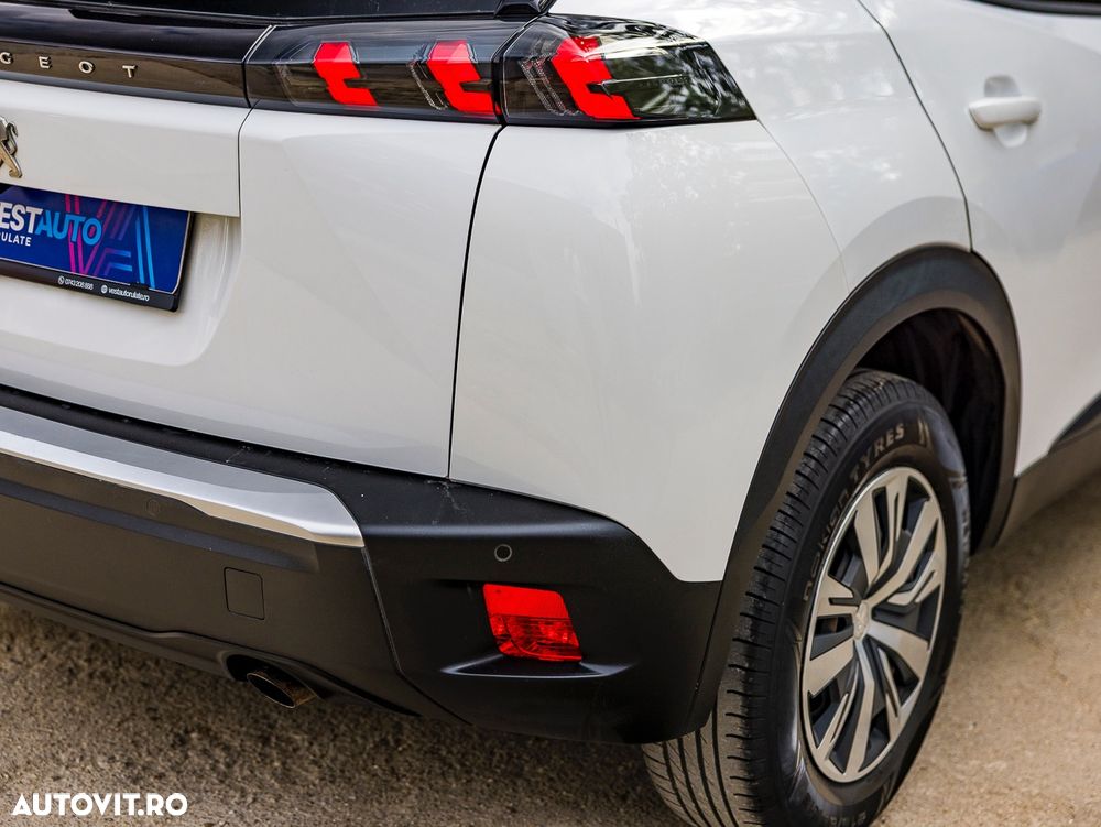 Peugeot 2008 1.5 BlueHDI FAP Allure - 28