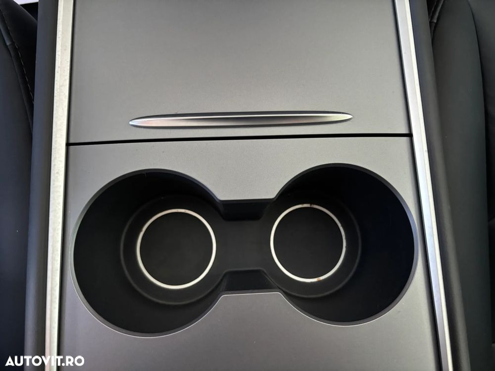 Tesla Model 3 Langstreckenbatterie Allradantrieb Dual Motor - 22