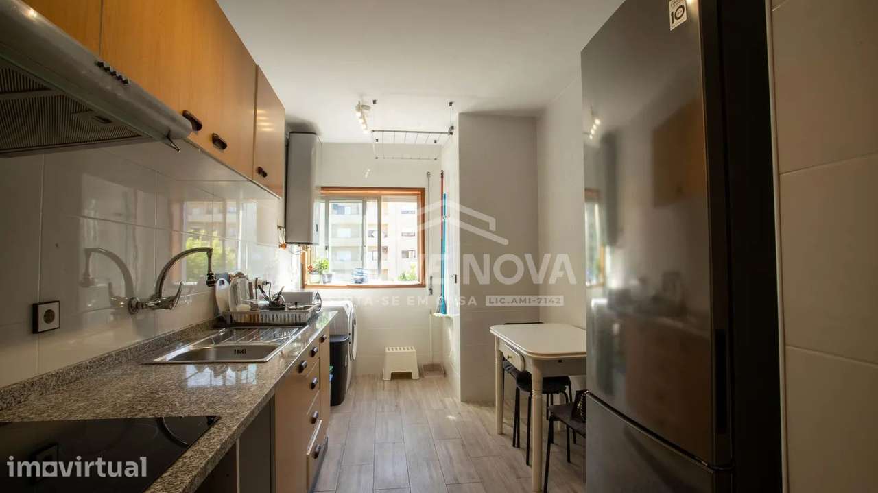 Apartamento T2+1 próximo à Estação de Metro (Vila Nova de Gaia) - Grande imagem: 2/13