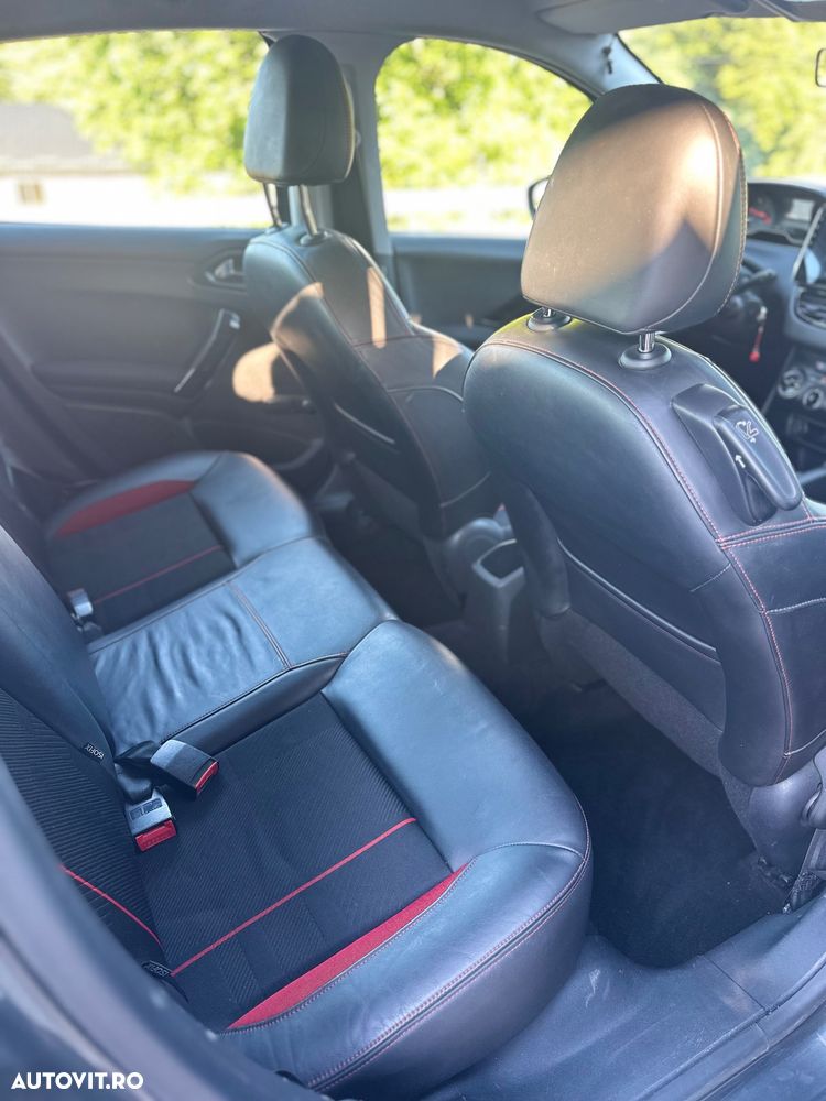 Peugeot 208 1.4 HDi FAP Active - 5