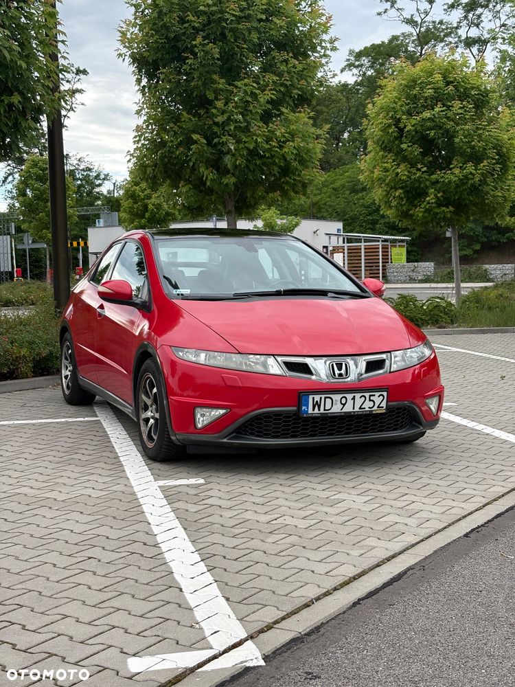 Honda Civic 1.8 Executive - 3