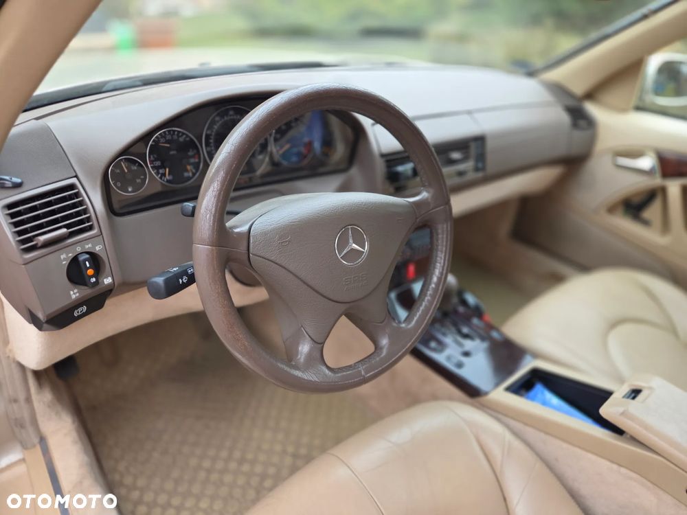 Mercedes-Benz SL - 8