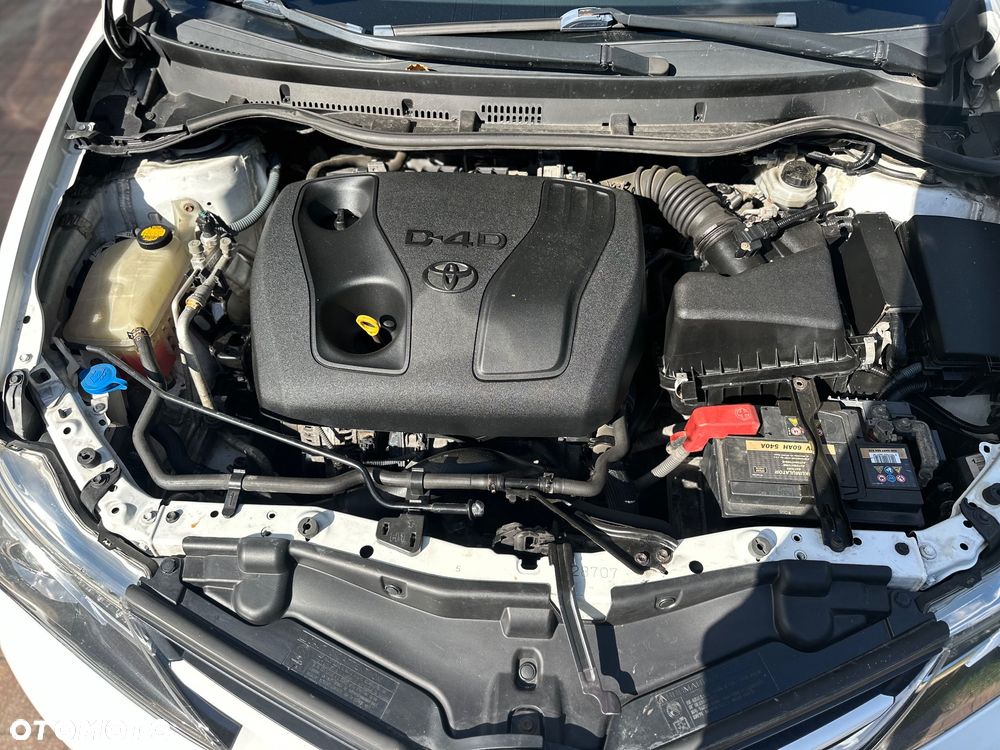 Toyota Auris 1.4 D-4D - 35