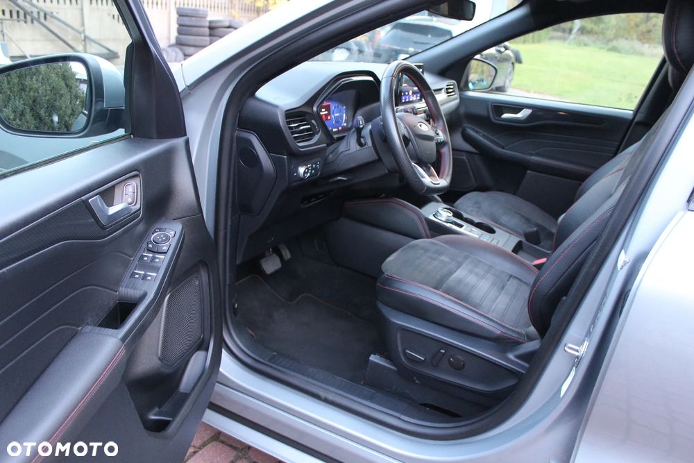 Ford Kuga - 11