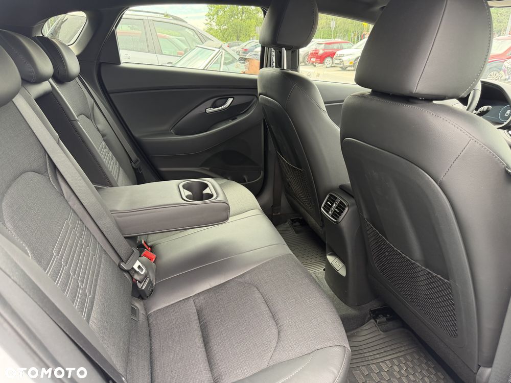 Hyundai i30 1.5 T-GDI 48V Smart - 15