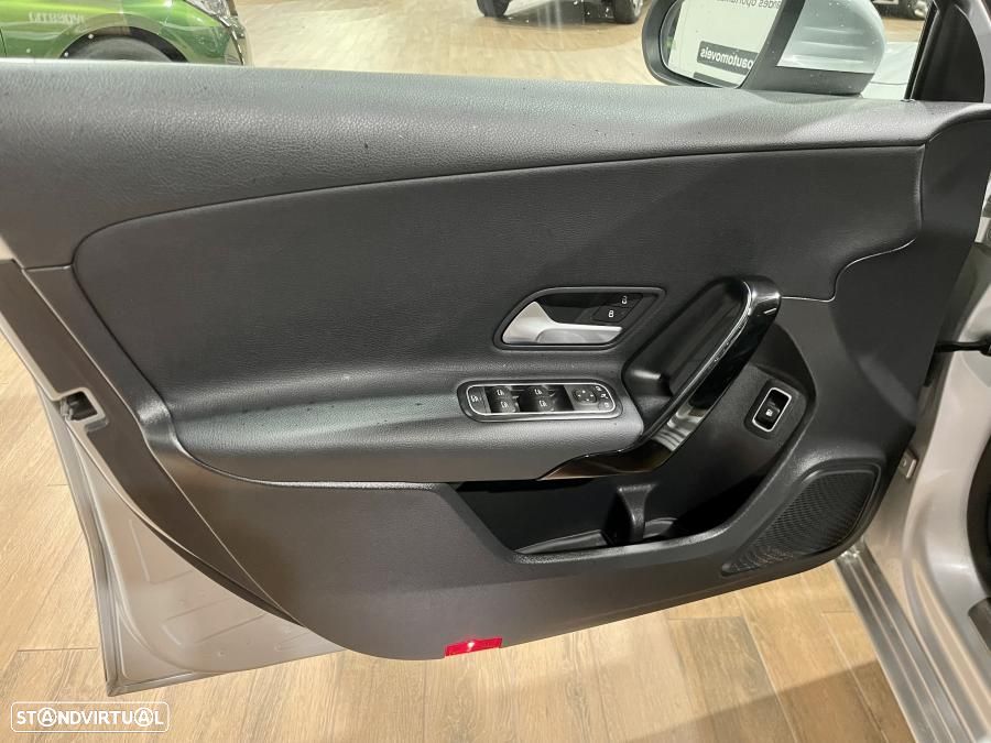 Mercedes-Benz A 250 e Style Plus - 27