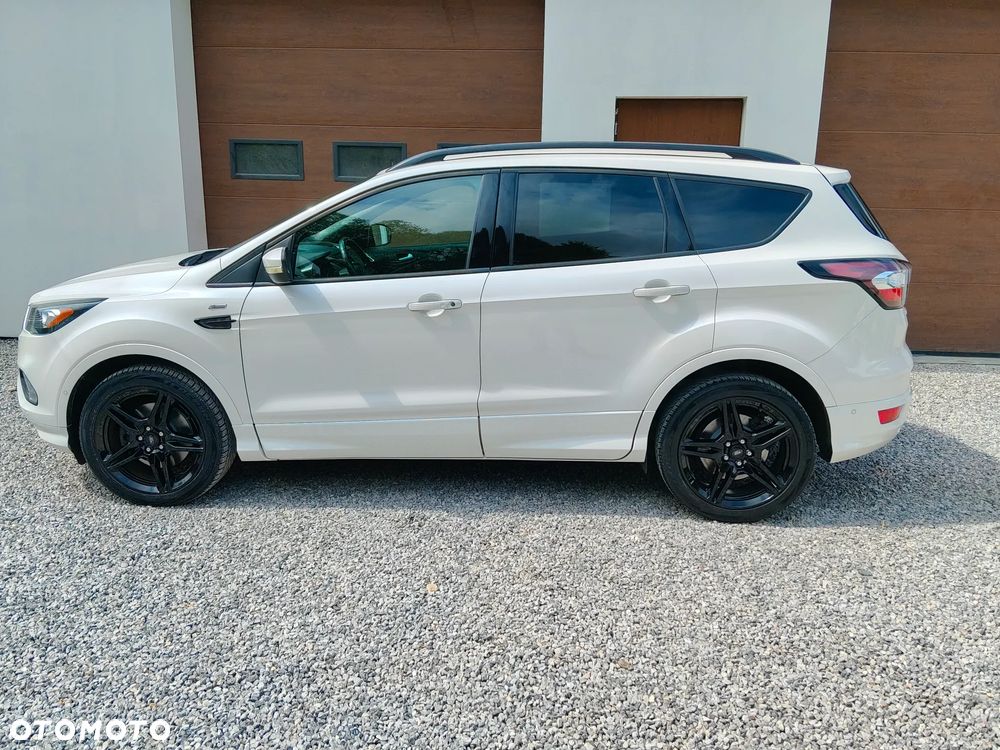 Ford Kuga 2.0 TDCi FWD ST-Line - 9