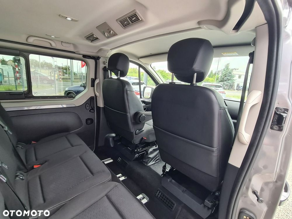 Opel Vivaro - 34