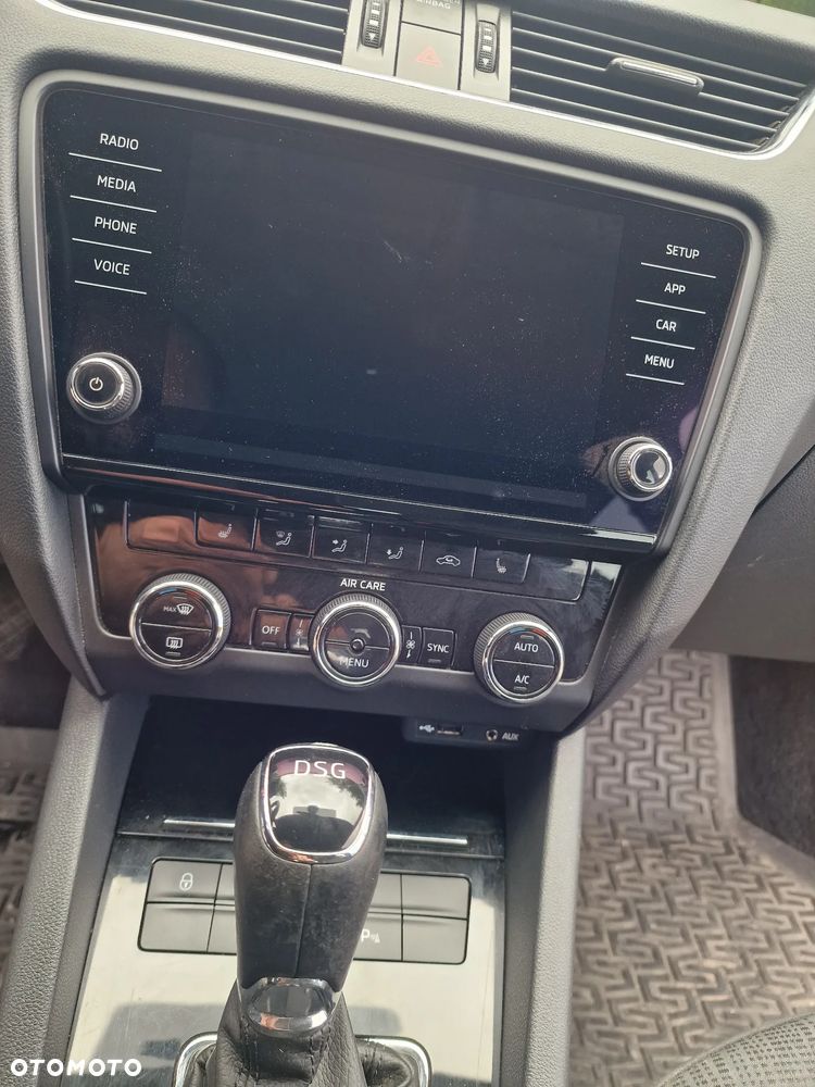Skoda Octavia 2.0 TDI Style DSG - 9