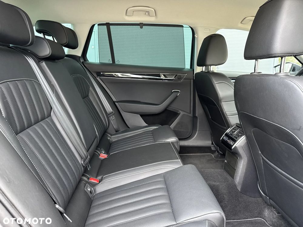 Skoda Superb 2.0 TDI SCR 4x4 L&K DSG - 8