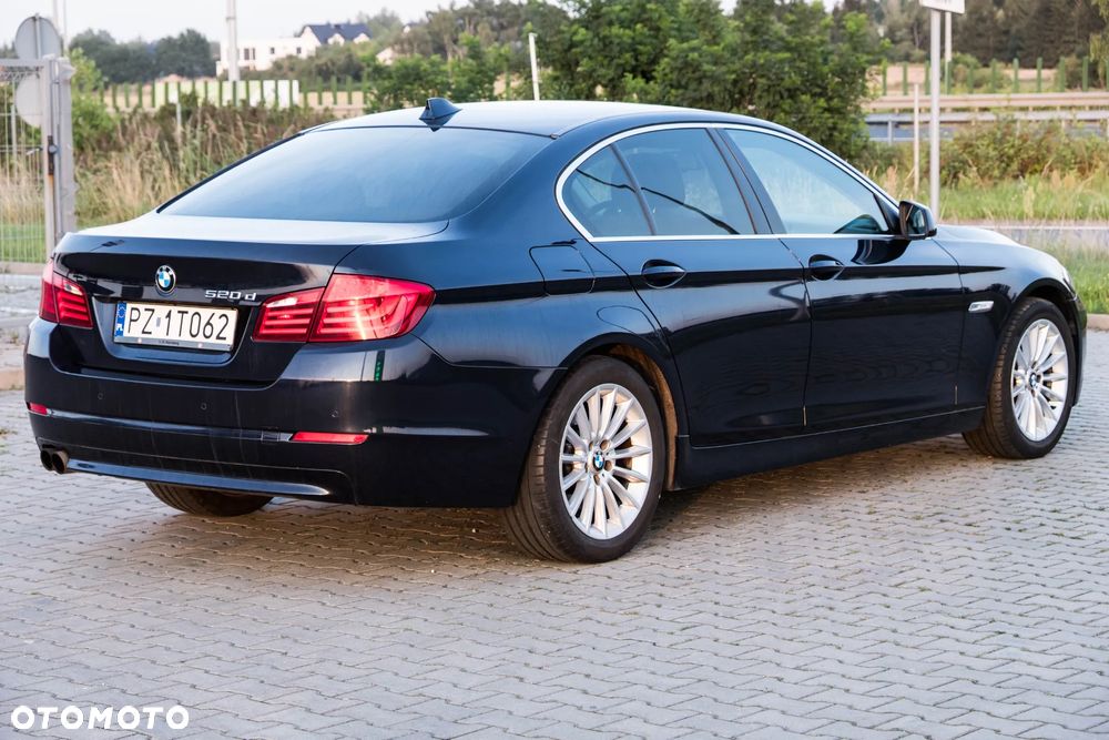 BMW Seria 5 520d - 20