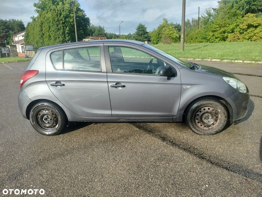 Hyundai i20 1.2 Classic + - 3