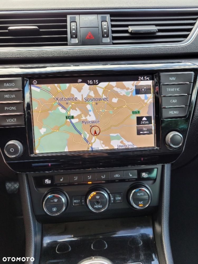 Skoda Superb 2.0 TDI Style - 25