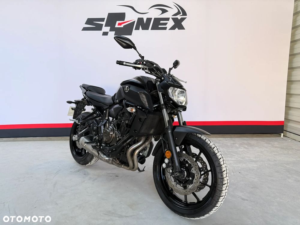 Yamaha MT - 4