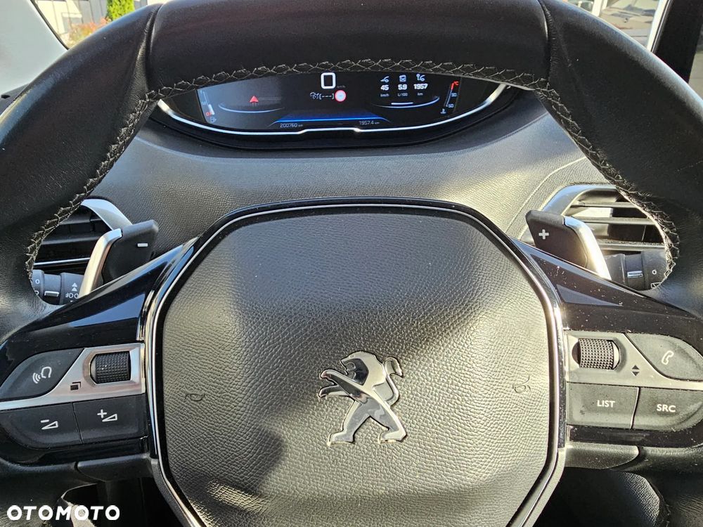 Peugeot 3008 1.5 BlueHDi Allure S&S EAT8 - 31