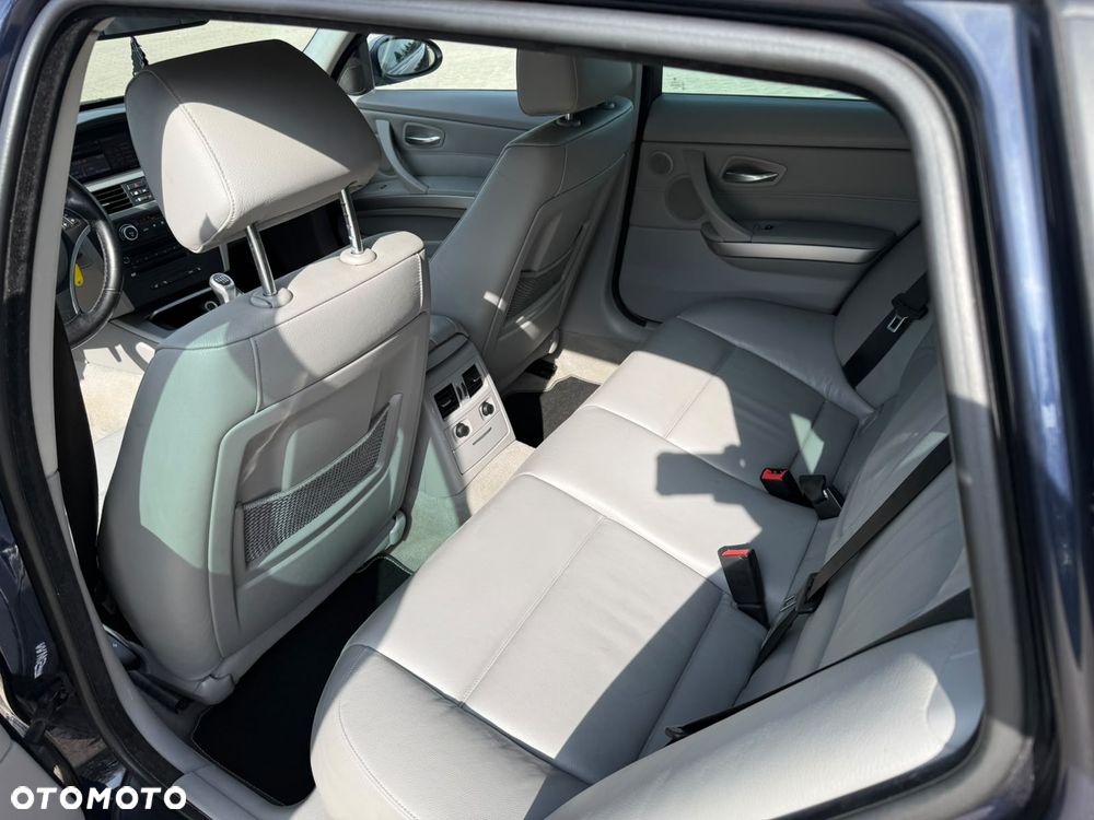BMW Seria 3 320d DPF Edition Fleet Exclusive - 12